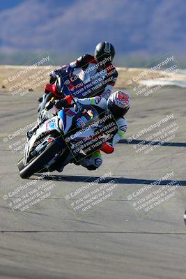 media/Jan-09-2022-SoCal Trackdays (Sun) [[2b1fec8404]]/Turns 9 and 8 (920am)/